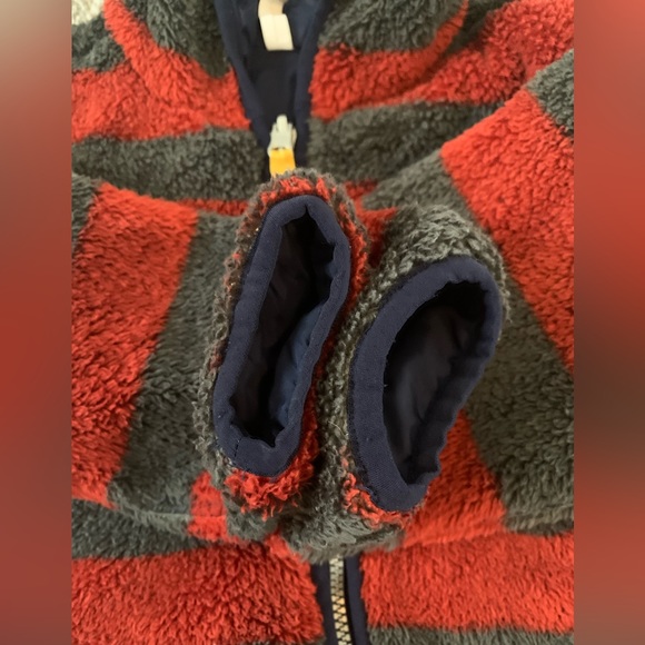 Hanna Andersson 100 Reversible Red Gray Blue Fuzzy Coat Jacket - Picture 3 of 11